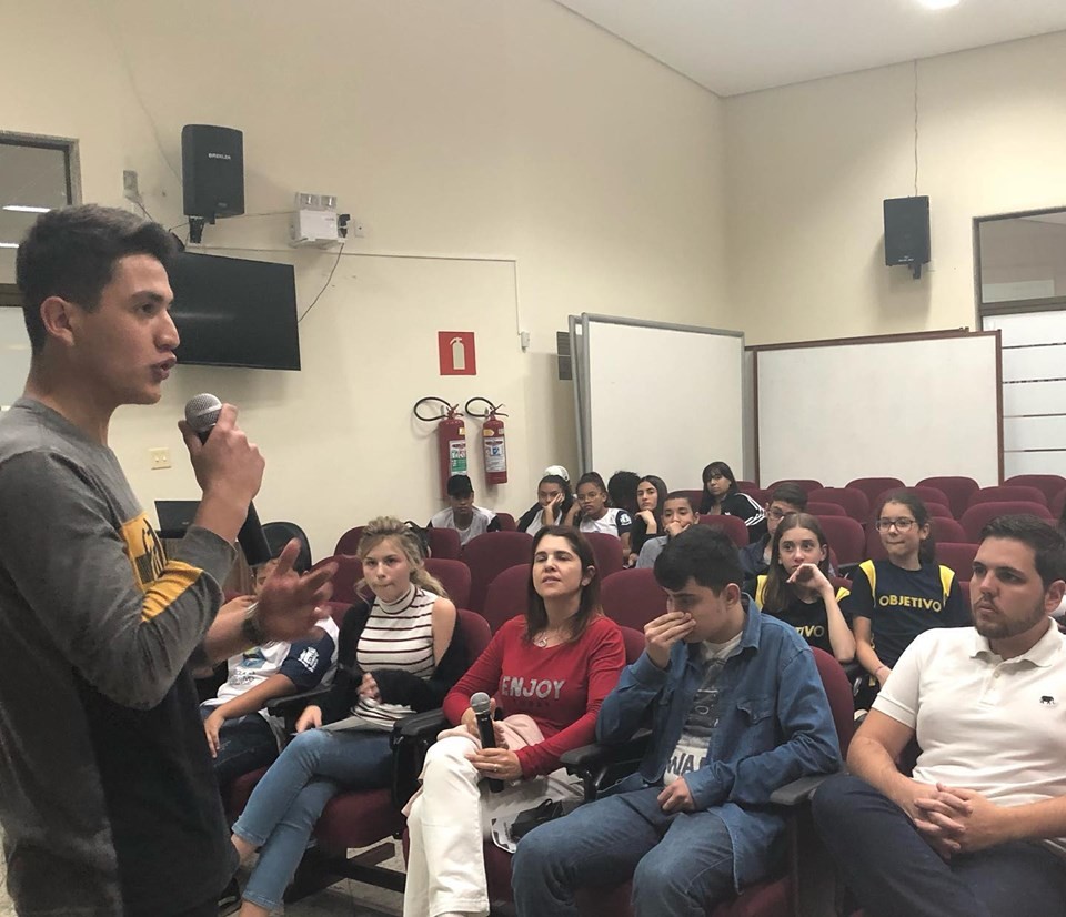 Imagem 2 da notícia: Câmara Mirim, Jovem e Universitária realizam júri simulado